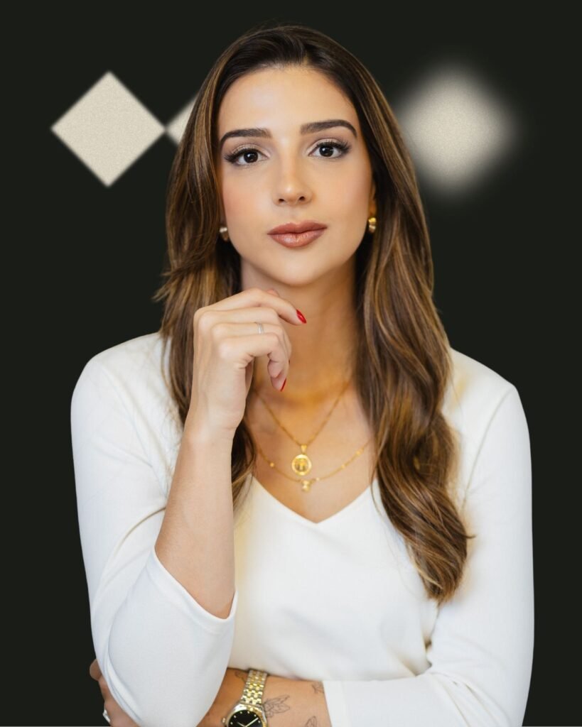 Beatriz Muminhake Advocacia Especialista em Contratos